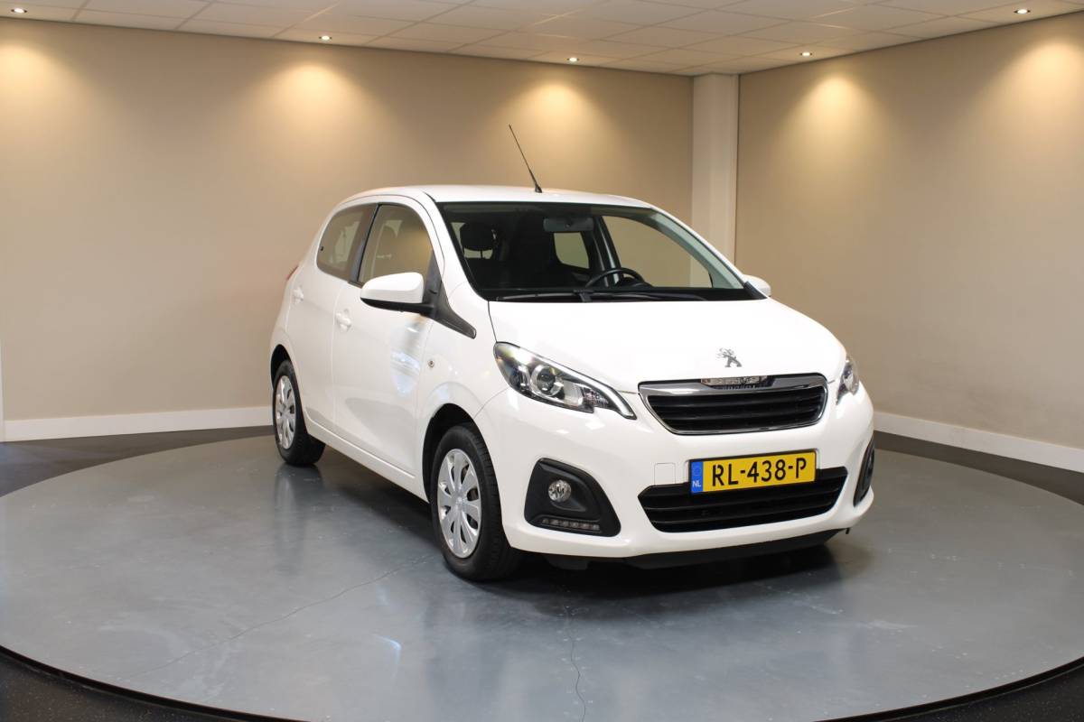Peugeot 108 Peugeot 108 1.0 e-VTi Active *Automaat* 1ste Eigenaar/Dealer OH|11.000Km NAP|Airco|Camera|Bluetooth|DAB|5 Deurs|Uniek!