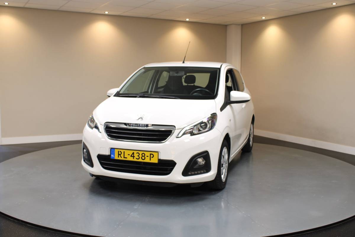 Peugeot 108 Peugeot 108 1.0 e-VTi Active *Automaat* 1ste Eigenaar/Dealer OH|11.000Km NAP|Airco|Camera|Bluetooth|DAB|5 Deurs|Uniek!