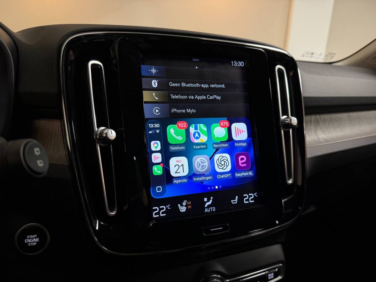 Volvo XC40 Volvo XC40 1.5 T3 Inscription *Dealer OH* Stoel/Stuurverw.|Carplay|Leer|Orrefors|Adapt.Cruise|Memory|Camera|Navi|All-season|NAP