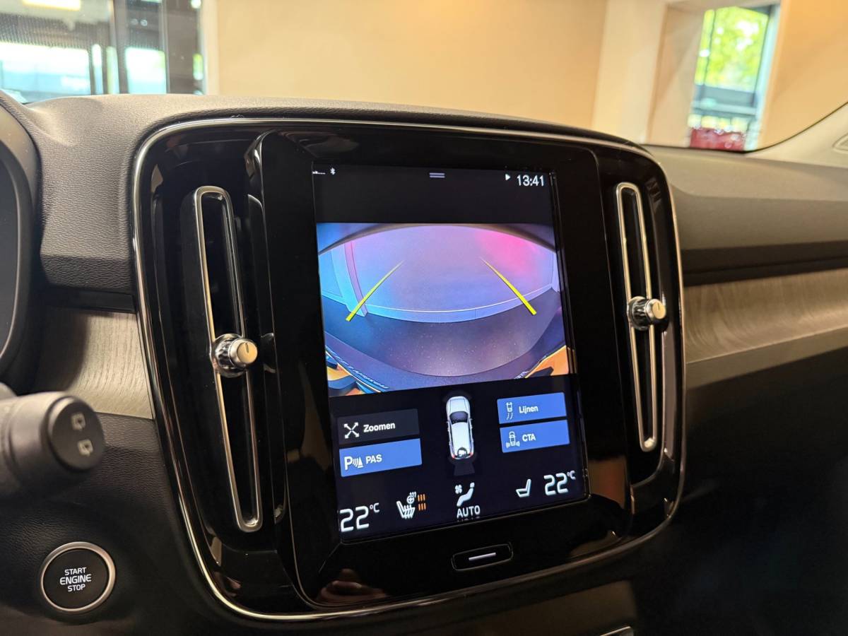 Volvo XC40 Volvo XC40 1.5 T3 Inscription *Dealer OH* Stoel/Stuurverw.|Carplay|Leer|Orrefors|Adapt.Cruise|Memory|Camera|Navi|All-season|NAP