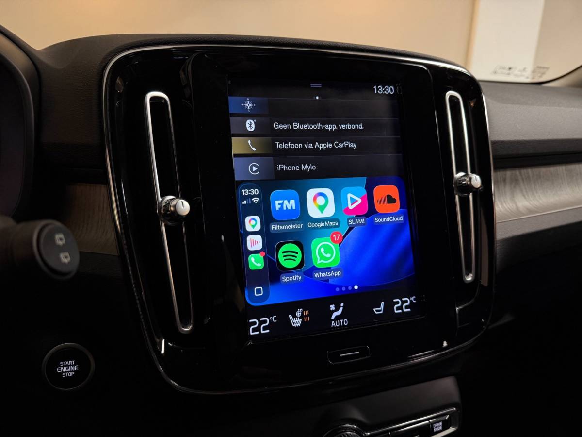 Volvo XC40 Volvo XC40 1.5 T3 Inscription *Dealer OH* Stoel/Stuurverw.|Carplay|Leer|Orrefors|Adapt.Cruise|Memory|Camera|Navi|All-season|NAP