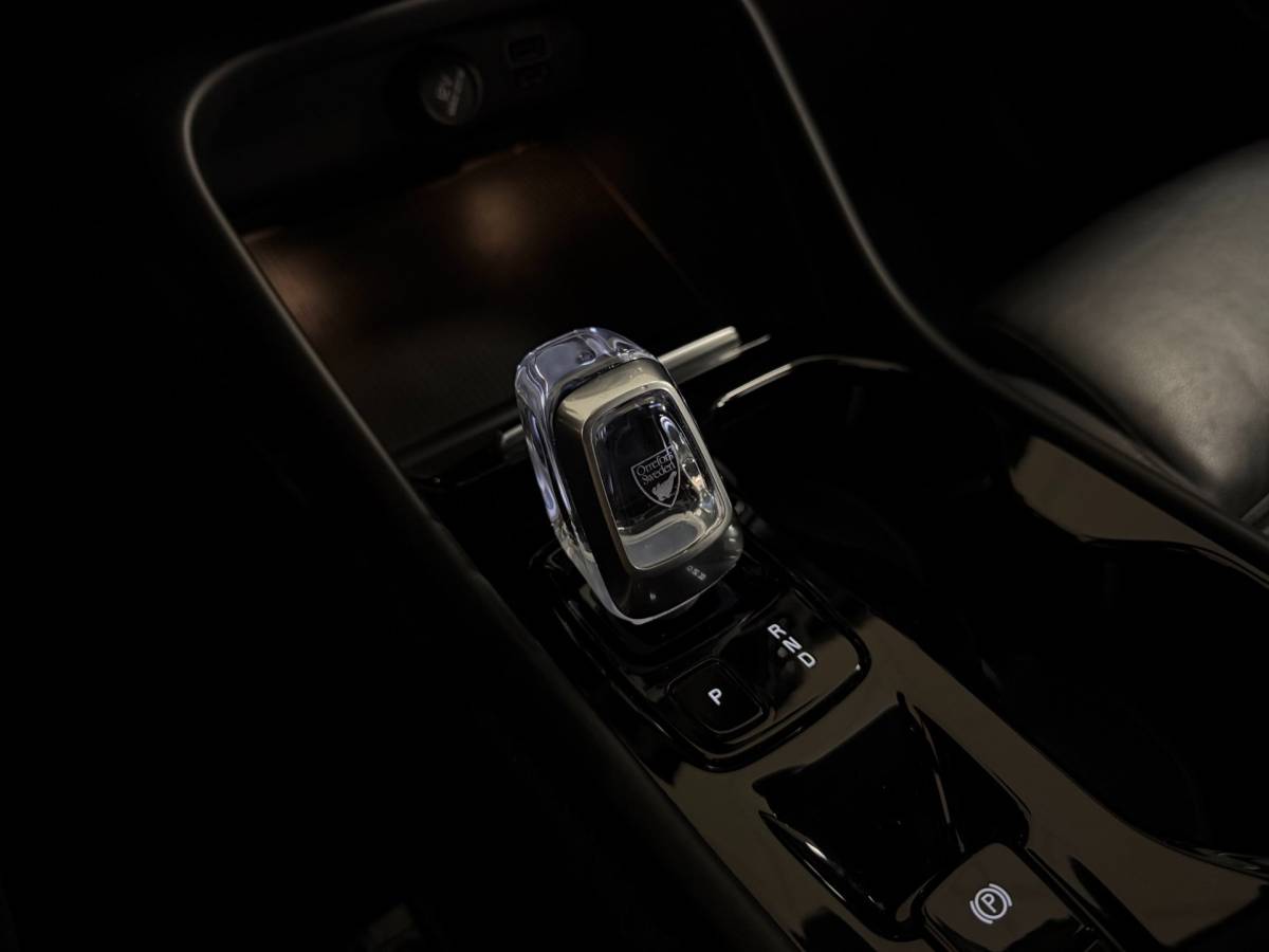 Volvo XC40 Volvo XC40 1.5 T3 Inscription *Dealer OH* Stoel/Stuurverw.|Carplay|Leer|Orrefors|Adapt.Cruise|Memory|Camera|Navi|All-season|NAP