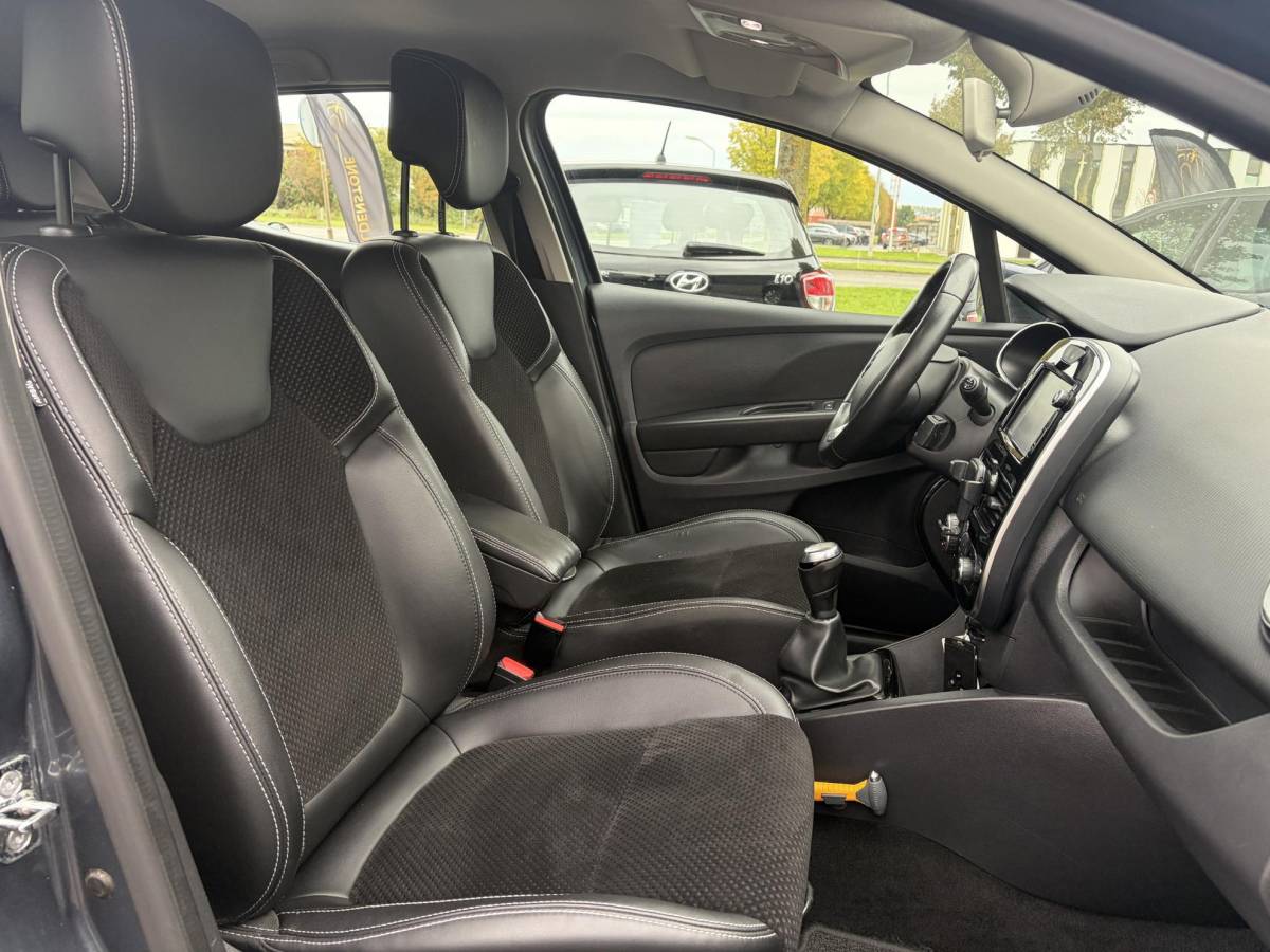 Renault Clio Renault Clio 0.9 TCe Intens ✓D-Ketting vv in 01-2026✓Camera✓Navi✓Keyless✓Dealer Onderhouden✓Halfleder✓LED✓Lm velgen✓Airco✓Cruise✓Pdc V+A✓4 Elekt Ramen✓N.A.P✓Apk tot 05-2027