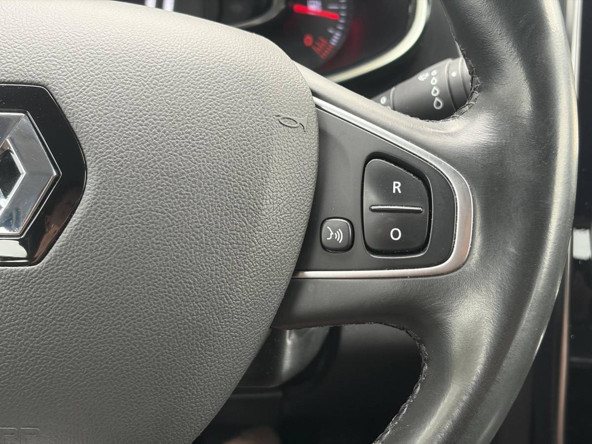 Renault Clio Renault Clio 0.9 TCe Intens ✓D-Ketting vv in 01-2026✓Camera✓Navi✓Keyless✓Dealer Onderhouden✓Halfleder✓LED✓Lm velgen✓Airco✓Cruise✓Pdc V+A✓4 Elekt Ramen✓N.A.P✓Apk tot 05-2027