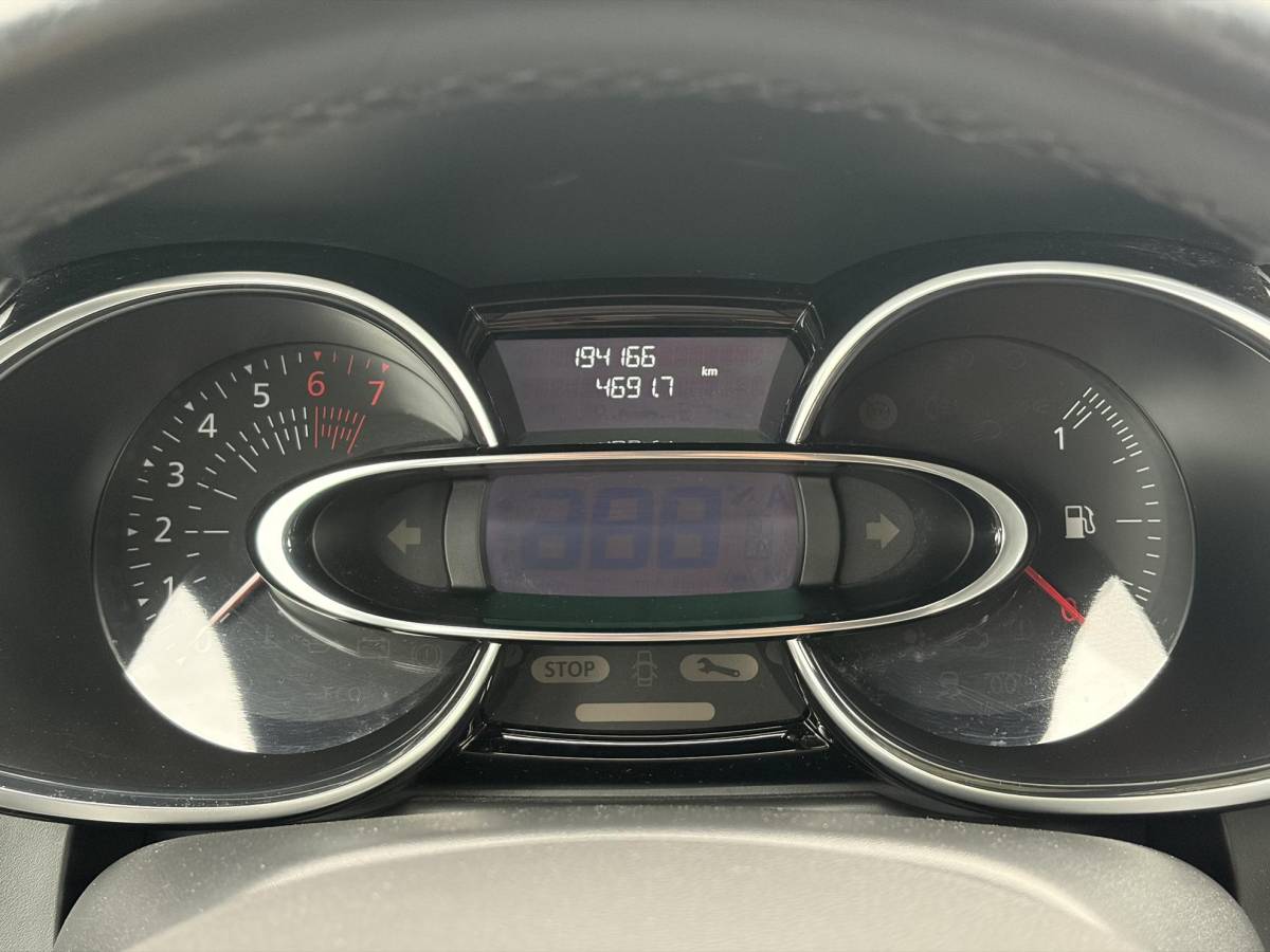 Renault Clio Renault Clio 0.9 TCe Intens ✓D-Ketting vv in 01-2026✓Camera✓Navi✓Keyless✓Dealer Onderhouden✓Halfleder✓LED✓Lm velgen✓Airco✓Cruise✓Pdc V+A✓4 Elekt Ramen✓N.A.P✓Apk tot 05-2027
