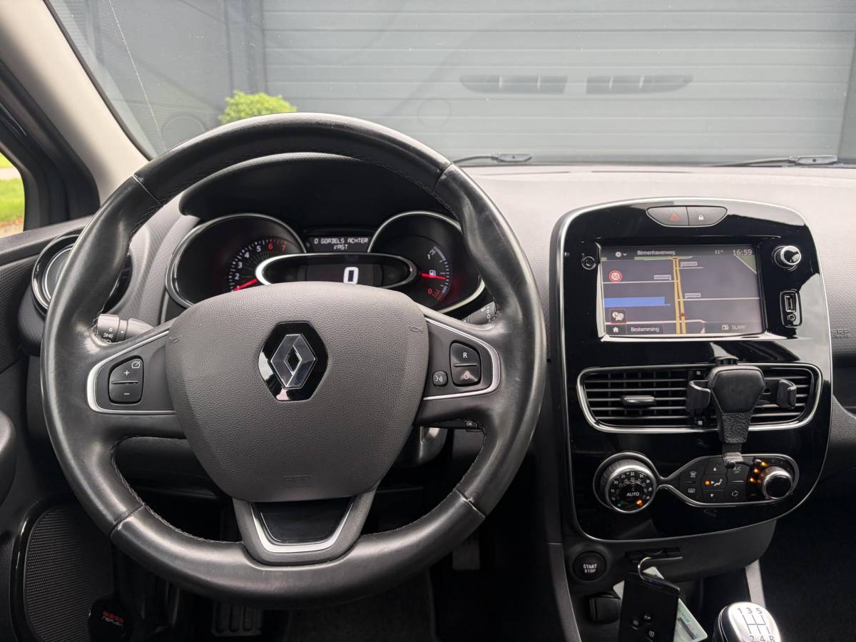 Renault Clio Renault Clio 0.9 TCe Intens ✓D-Ketting vv in 01-2026✓Camera✓Navi✓Keyless✓Dealer Onderhouden✓Halfleder✓LED✓Lm velgen✓Airco✓Cruise✓Pdc V+A✓4 Elekt Ramen✓N.A.P✓Apk tot 05-2027