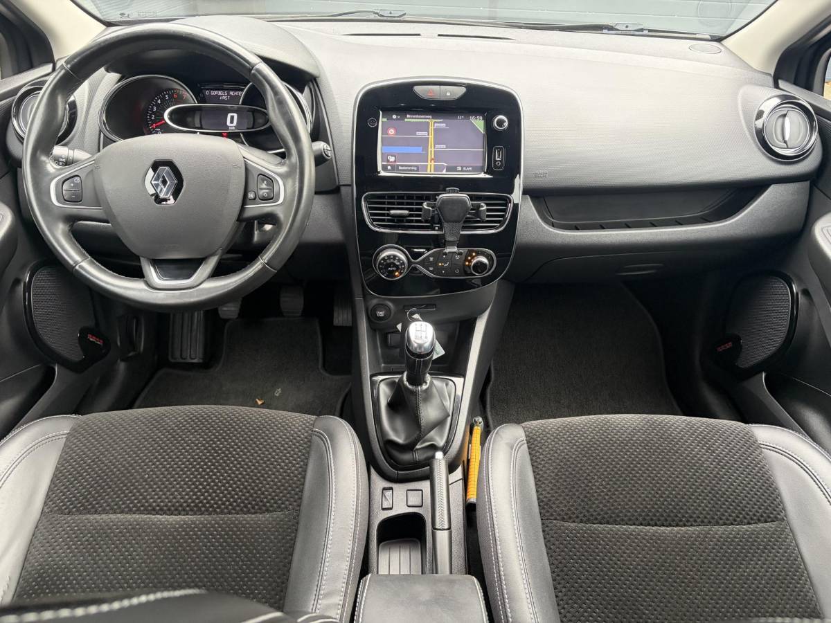 Renault Clio Renault Clio 0.9 TCe Intens ✓D-Ketting vv in 01-2026✓Camera✓Navi✓Keyless✓Dealer Onderhouden✓Halfleder✓LED✓Lm velgen✓Airco✓Cruise✓Pdc V+A✓4 Elekt Ramen✓N.A.P✓Apk tot 05-2027