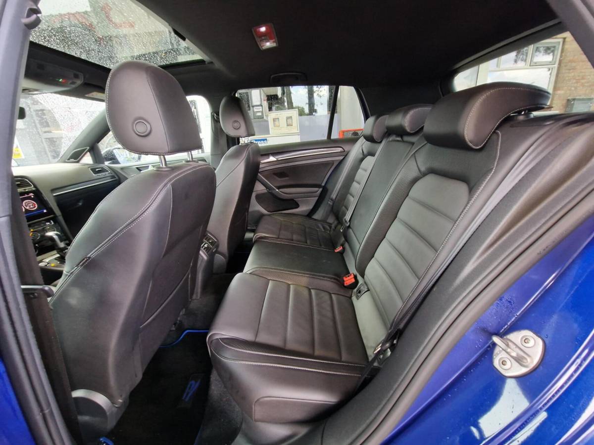 Volkswagen Golf Volkswagen Golf 2.0 TSI 4Motion R|Pano|Leder|LED|Akrapovic|Stage2+DSG|R600-intake|