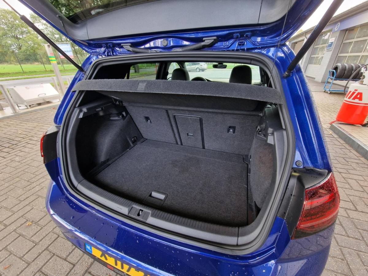 Volkswagen Golf Volkswagen Golf 2.0 TSI 4Motion R|Pano|Leder|LED|Akrapovic|Stage2+DSG|R600-intake|