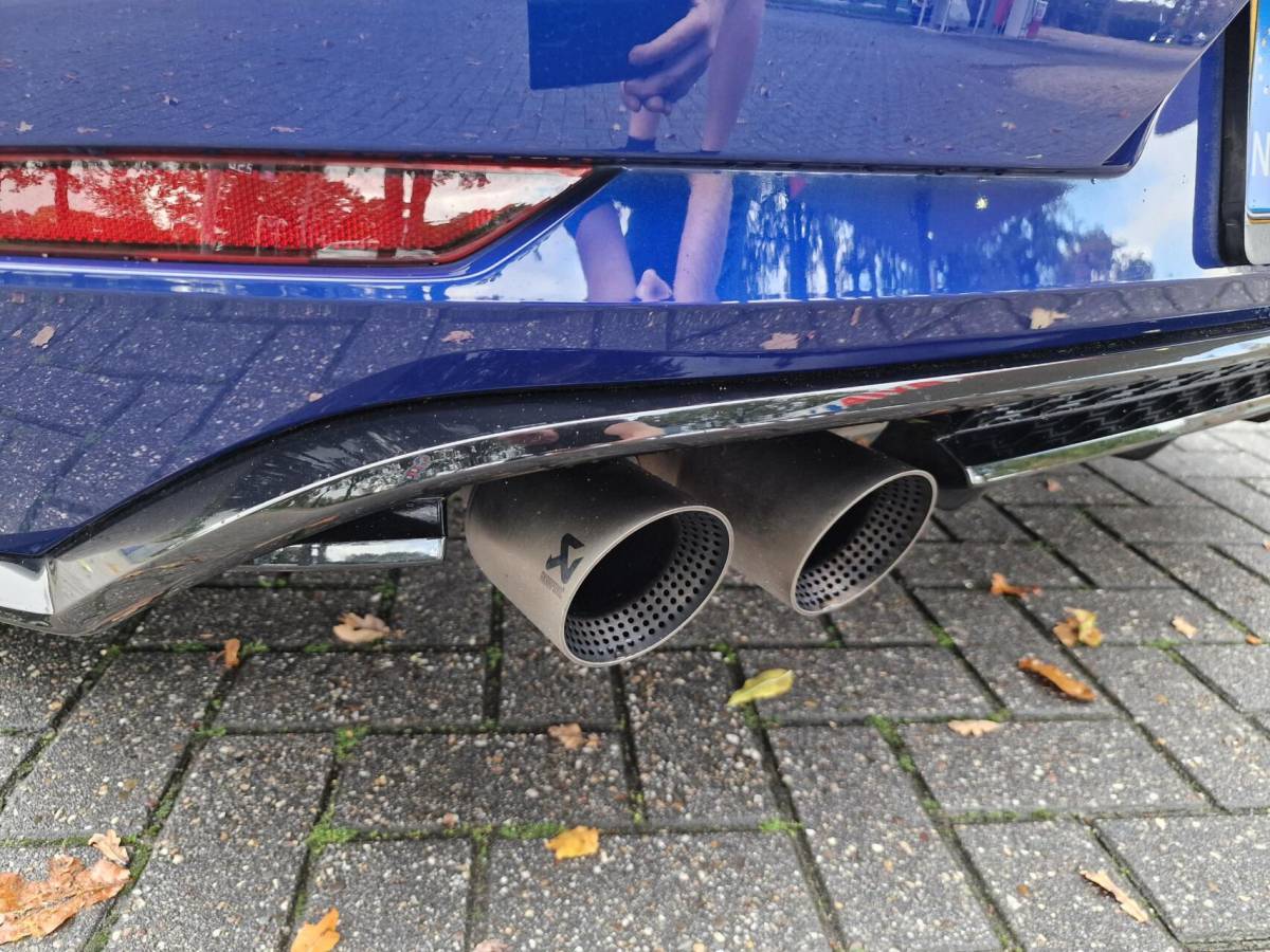Volkswagen Golf Volkswagen Golf 2.0 TSI 4Motion R|Pano|Leder|LED|Akrapovic|Stage2+DSG|R600-intake|