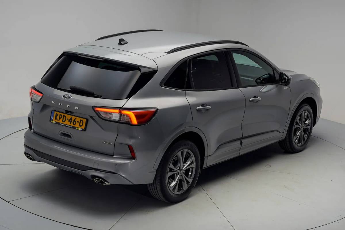 Ford Kuga Ford Kuga 2.5 PHEV ST-Line X Aut. [ LED Navi Camera ]