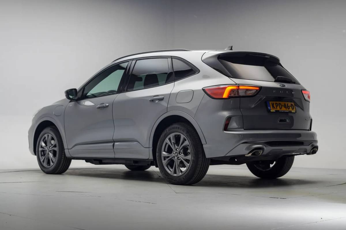 Ford Kuga Ford Kuga 2.5 PHEV ST-Line X Aut. [ LED Navi Camera ]