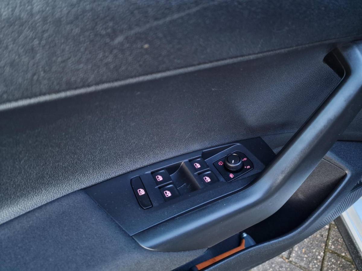 Volkswagen Polo Volkswagen Polo 1.0 TSI DSG Comfortline|R-line|LED|ACC|Navi|Carplay|Airco|Camera|Automaat|