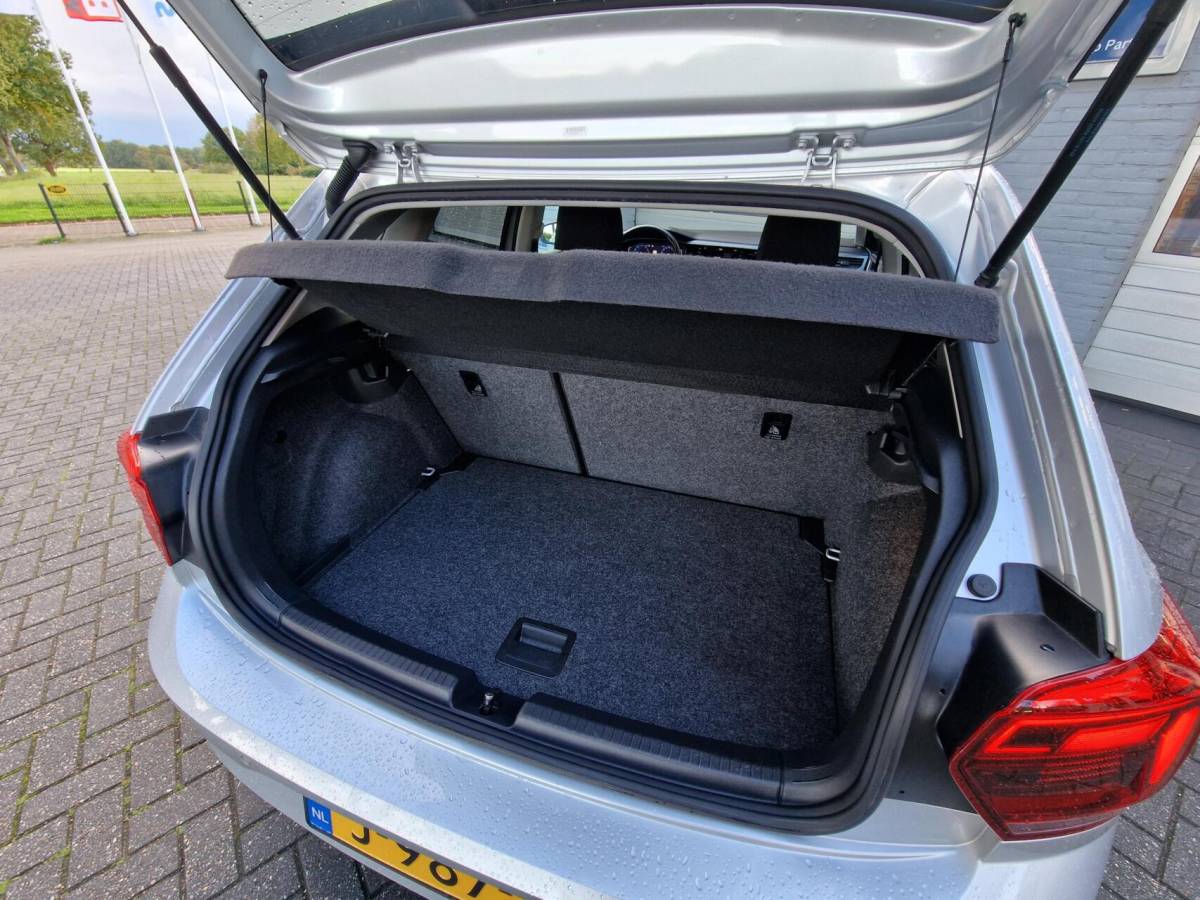 Volkswagen Polo Volkswagen Polo 1.0 TSI DSG Comfortline|R-line|LED|ACC|Navi|Carplay|Airco|Camera|Automaat|