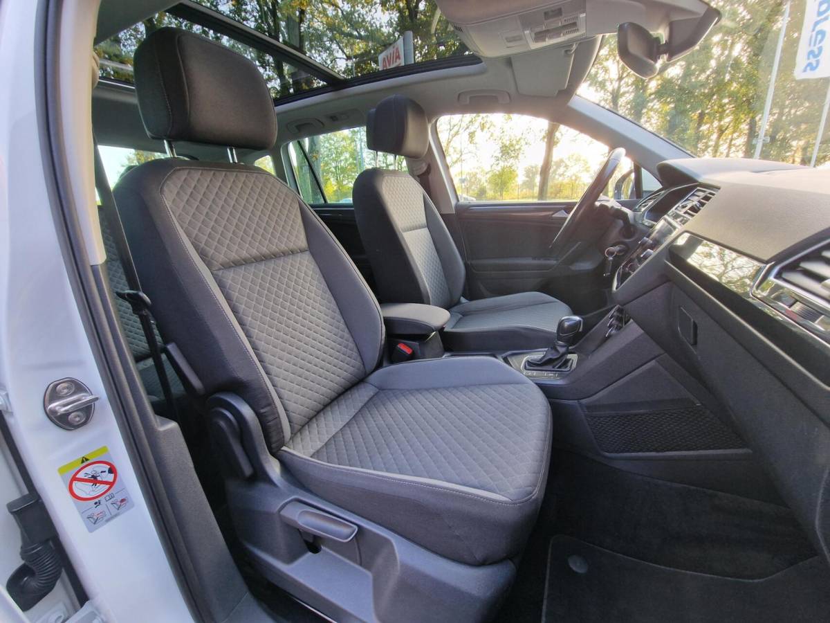 Volkswagen Tiguan Volkswagen Tiguan 1.4 TSI ACT 150PK DSG Comfortline Business R|Pano|trekhaak|R-line|LED|19-inch|Dynaudio|