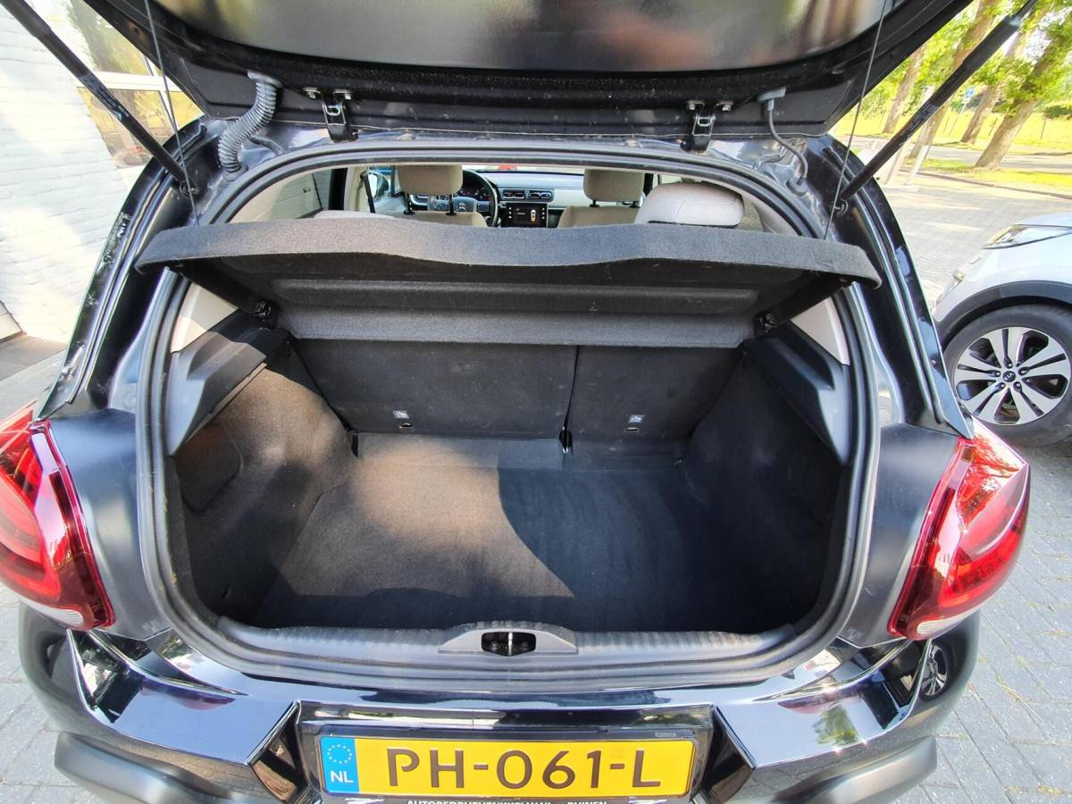 Citroën C3 Citroen C3 1.2 PureTech S&S Shine|2017|Automaat|Clima|Camera|Trekhaak|