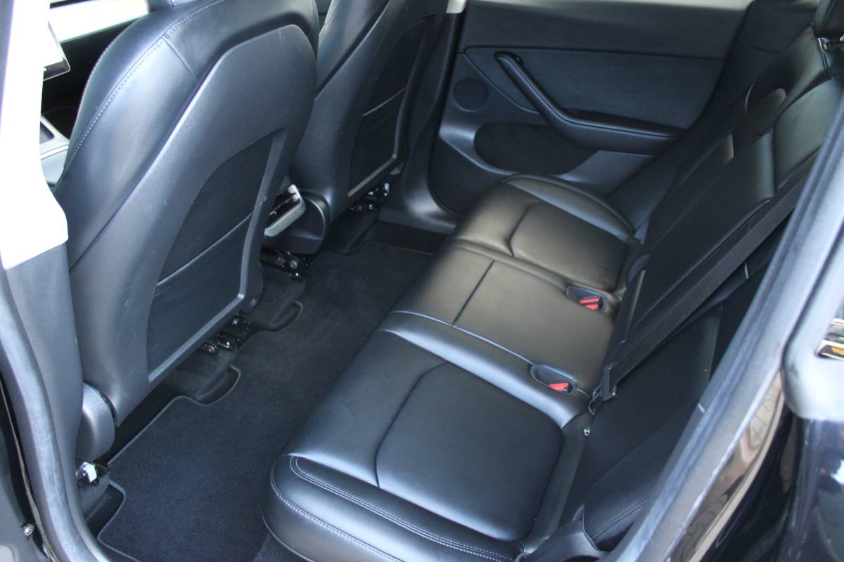 Tesla Model Y Tesla Model Y Long Range AWD 75 kWh 20 Inch Leer Panodak Leer