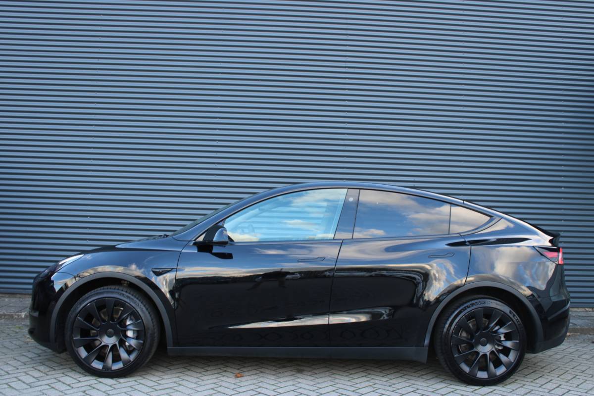 Tesla Model Y Tesla Model Y Long Range AWD 75 kWh 20 Inch Leer Panodak Leer