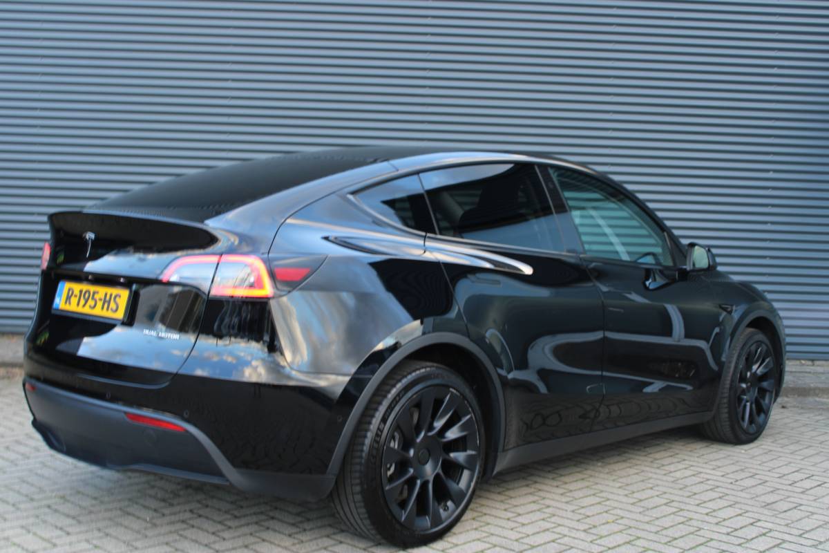 Tesla Model Y Tesla Model Y Long Range AWD 75 kWh 20 Inch Leer Panodak Leer