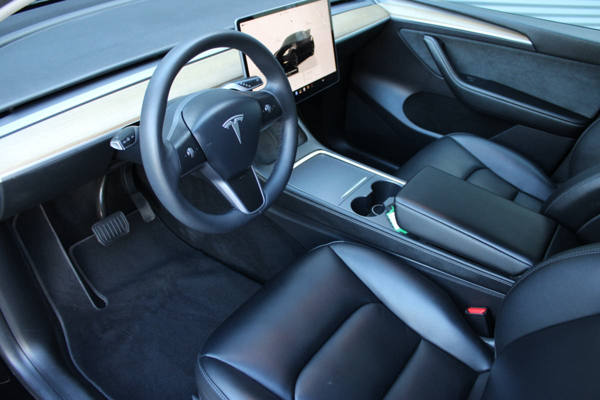 Tesla Model Y Tesla Model Y Long Range AWD 75 kWh 20 Inch Leer Panodak Leer