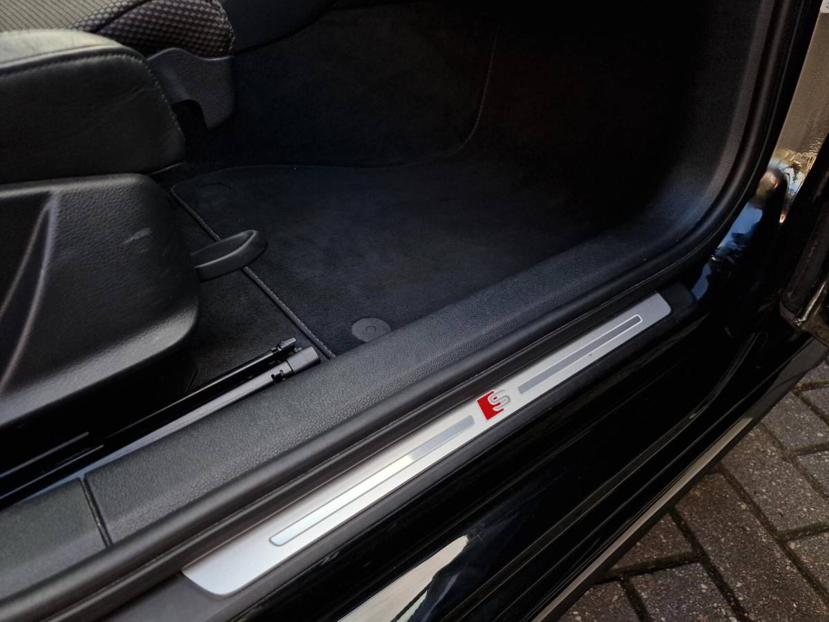 Audi A4 Audi A4 Avant 35 2.0 TFSI S edition|ACC|20-inch|3x S-line|Clima|Carplay|Automaat|NL-Auto|