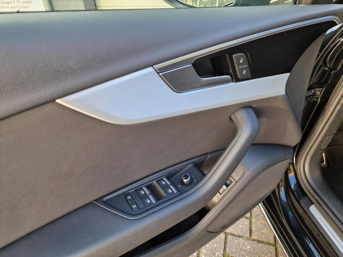Audi A4 Audi A4 Avant 35 2.0 TFSI S edition|ACC|20-inch|3x S-line|Clima|Carplay|Automaat|NL-Auto|