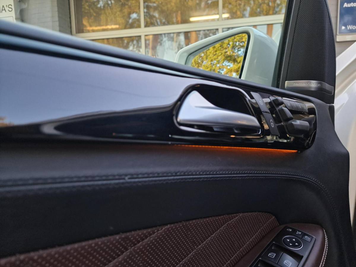 Mercedes-Benz M-Klasse Mercedes M-klasse ML 500 4.7-liter V8 Biturbo 409PK|AMG-uitgevoerd|Designo|360’Camera|Trekhaak|LEER|Xenon|ACC|Stoel&Stuur-verwarming|Karman&Kardon|Schuifdak|