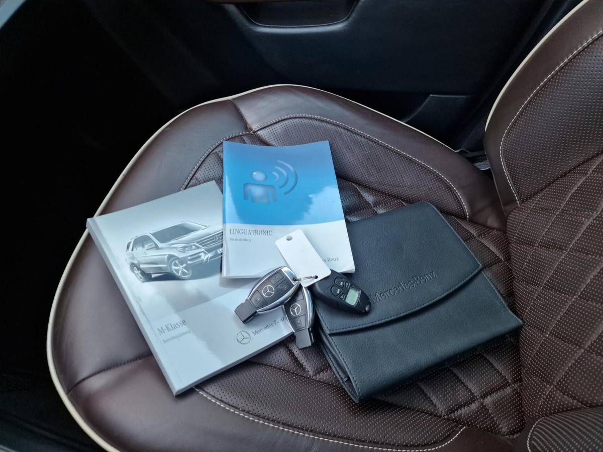 Mercedes-Benz M-Klasse Mercedes M-klasse ML 500 4.7-liter V8 Biturbo 409PK|AMG-uitgevoerd|Designo|360’Camera|Trekhaak|LEER|Xenon|ACC|Stoel&Stuur-verwarming|Karman&Kardon|Schuifdak|