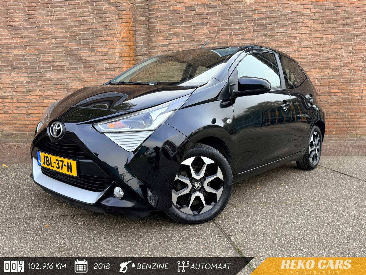 Toyota Aygo TOYOTA AYGO 1.0 VVT-i x-joy·AUT·Carplay·Camera·Airco·LM velgen
