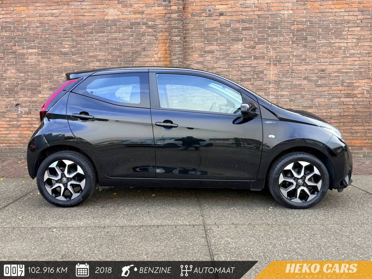 Toyota Aygo TOYOTA AYGO 1.0 VVT-i x-joy·AUT·Carplay·Camera·Airco·LM velgen