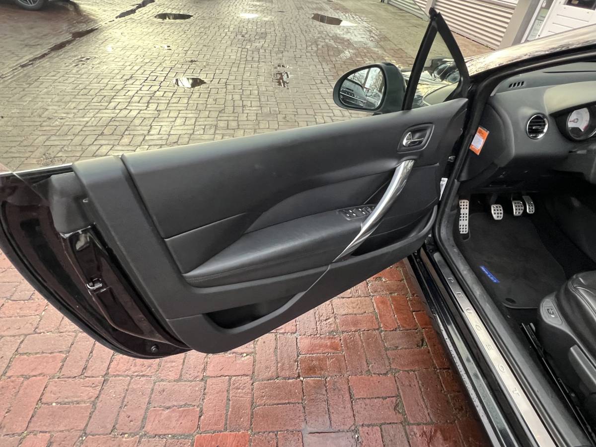 Peugeot 308 Peugeot 308 CC 1.6 Féline Bj 2011 Apk 12-2024 157pk 2e eigenaar Dealer onderhouden