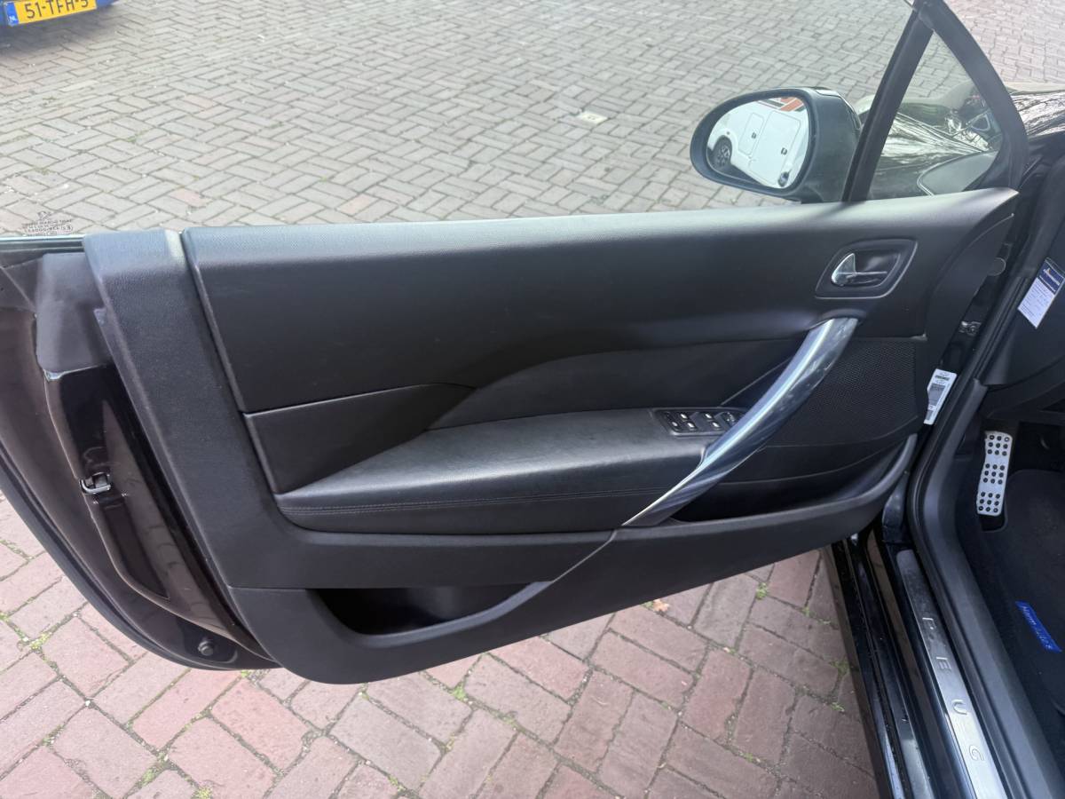 Peugeot 308 Peugeot 308 CC 1.6 Féline Bj 2011 Apk 12-2024 157pk 2e eigenaar Dealer onderhouden