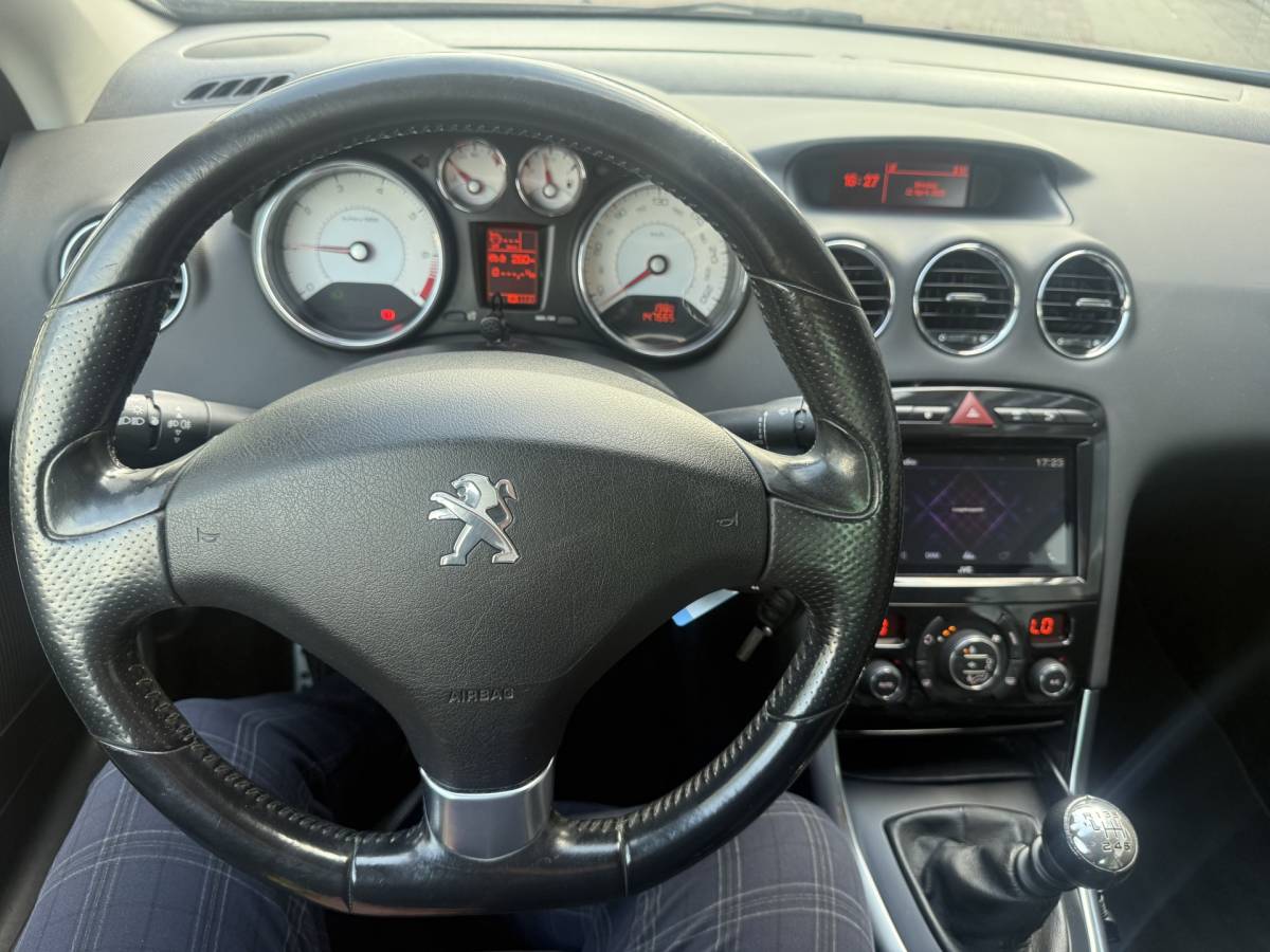 Peugeot 308 Peugeot 308 CC 1.6 Féline Bj 2011 Apk 12-2024 157pk 2e eigenaar Dealer onderhouden