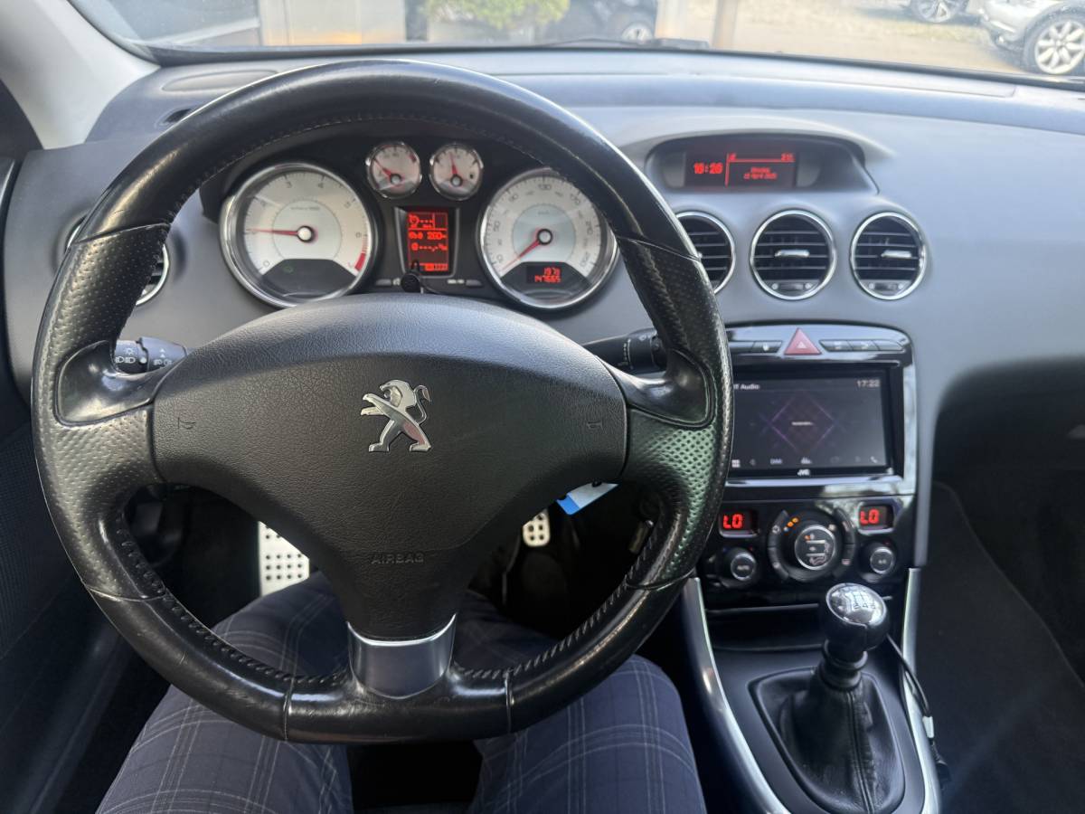 Peugeot 308 Peugeot 308 CC 1.6 Féline Bj 2011 Apk 12-2024 157pk 2e eigenaar Dealer onderhouden
