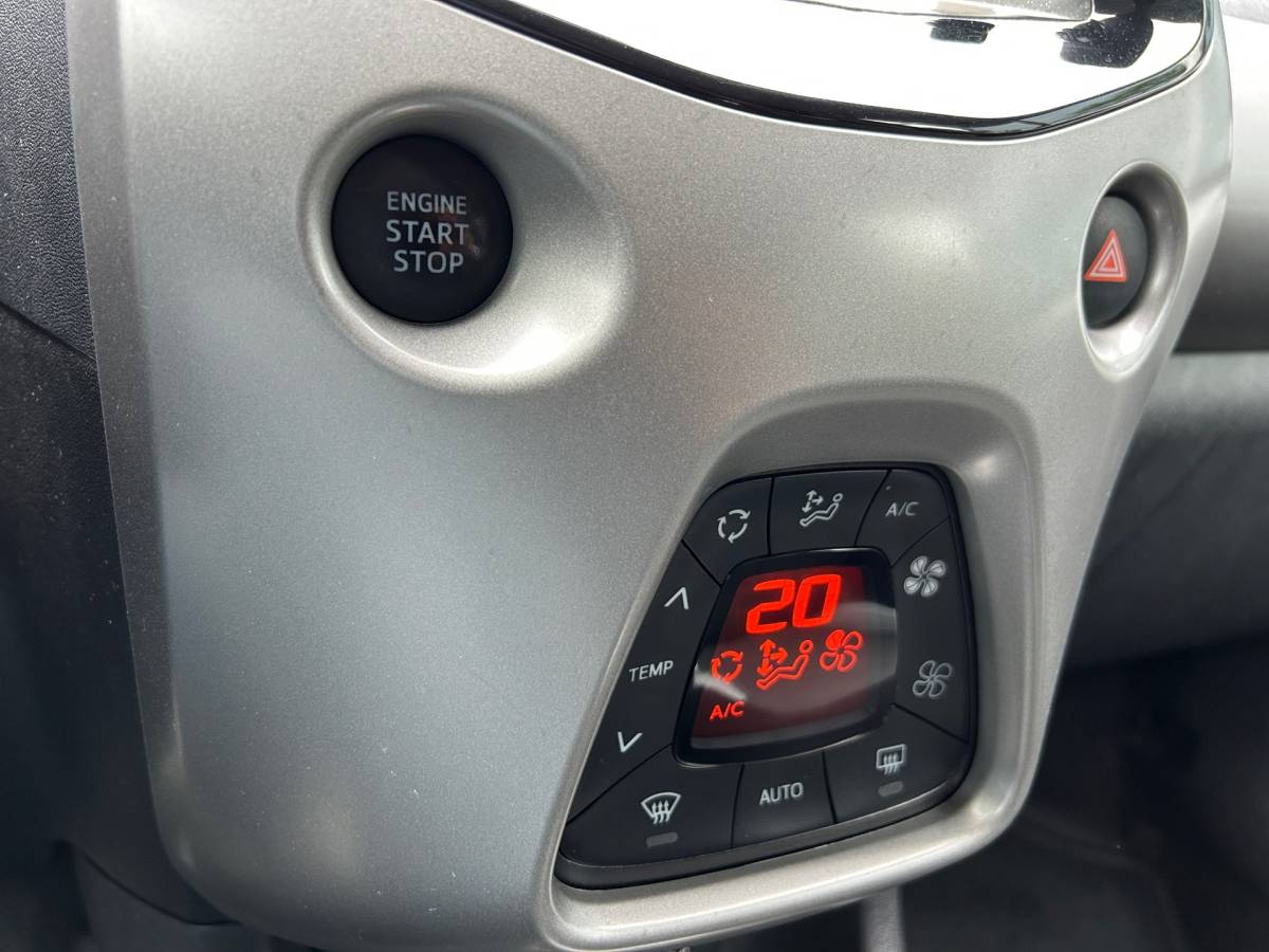 Toyota Aygo Toyota Aygo 1.0 VVT-i X-Wave Cabrio Camera Keyless NL-Auto Rijklaarprijs!