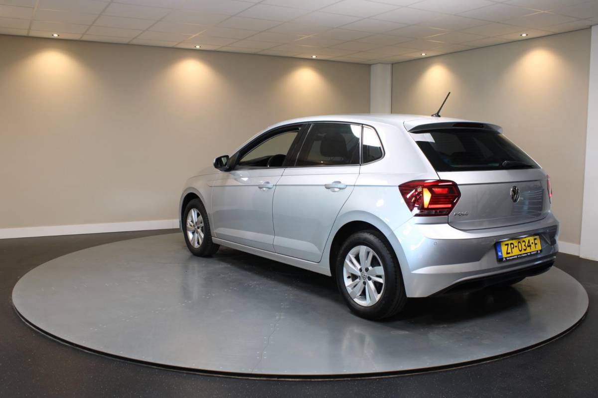 Volkswagen Polo Volkswagen Polo 1.0 TSI *Carplay* Stoelverwarming|NAP|APK 2026