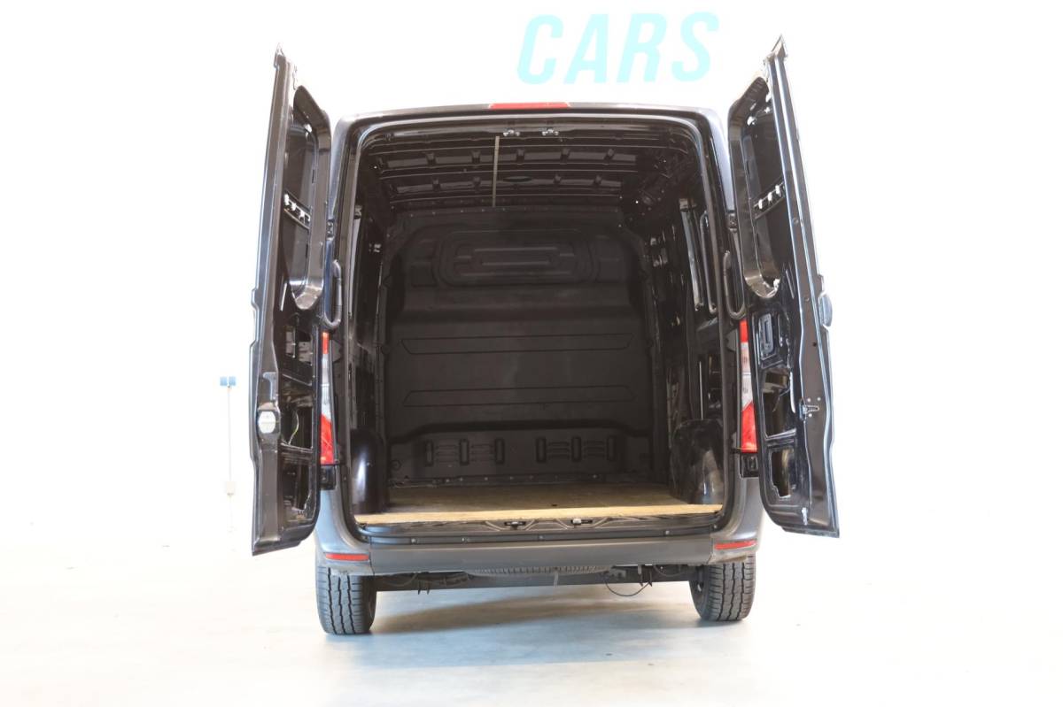 Mercedes-Benz Sprinter Mercedes-Benz Sprinter 211 CDI L1/H1 ZWART CLIMA CRUISE CONTROL 3zits REGENSENSOR NAP LEASE V/A 144,- P.M. INRUIL MOGELIJK