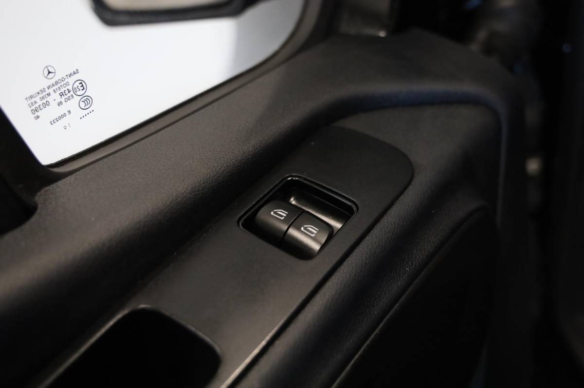 Mercedes-Benz Sprinter Mercedes-Benz Sprinter 211 CDI L1/H1 ZWART CLIMA CRUISE CONTROL 3zits REGENSENSOR NAP LEASE V/A 144,- P.M. INRUIL MOGELIJK