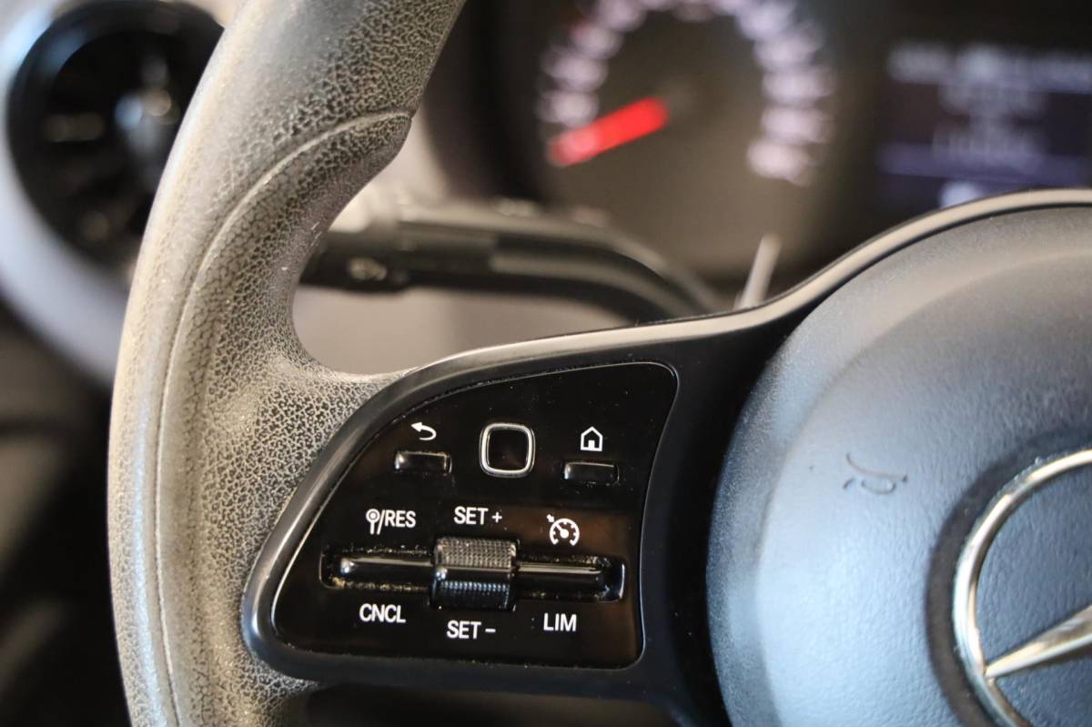 Mercedes-Benz Sprinter Mercedes-Benz Sprinter 211 CDI L1/H1 ZWART CLIMA CRUISE CONTROL 3zits REGENSENSOR NAP LEASE V/A 144,- P.M. INRUIL MOGELIJK