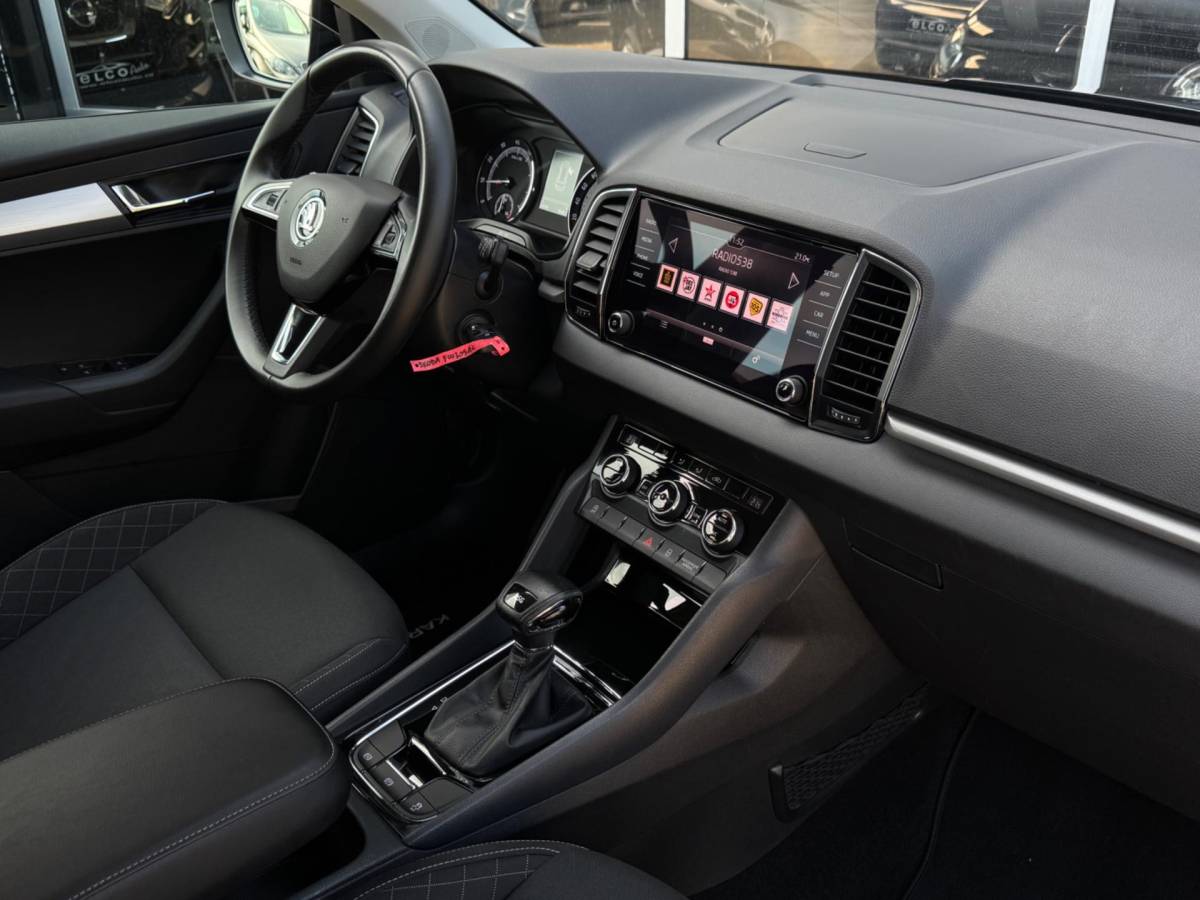 Škoda Karoq Skoda Karoq 1.5 TSI ACT Ambition Business / CarPlay