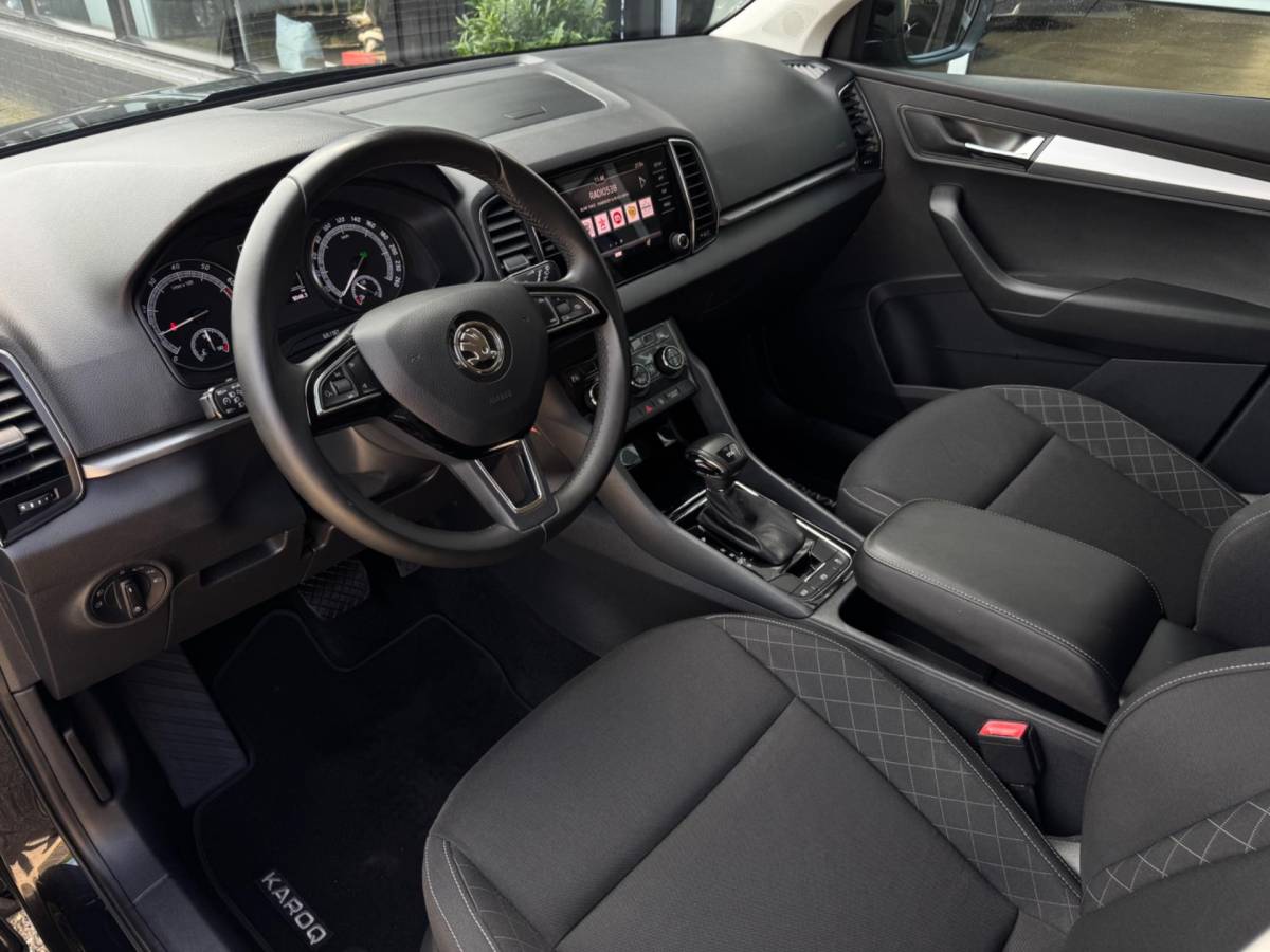 Škoda Karoq Skoda Karoq 1.5 TSI ACT Ambition Business / CarPlay