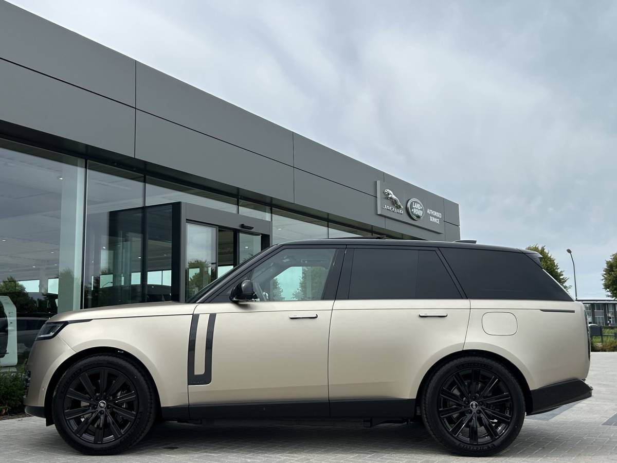 Land Rover Range Rover Land Rover Range Rover 3.0 P550e Autobiography PHEV | NIeuw – 0 km | Perlino licht leder | Satin lakafwerking | 100km actieradius |