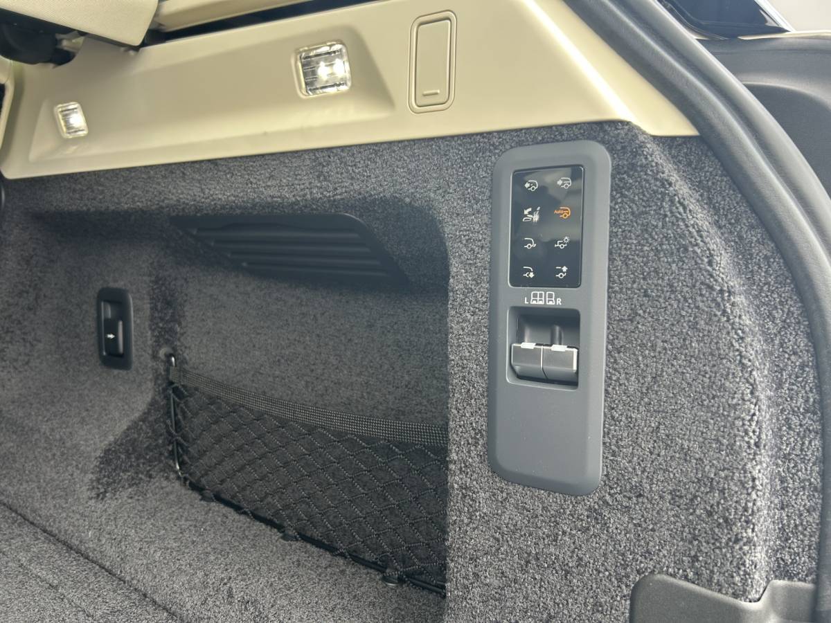 Land Rover Range Rover Land Rover Range Rover 3.0 P550e Autobiography PHEV | NIeuw – 0 km | Perlino licht leder | Satin lakafwerking | 100km actieradius |