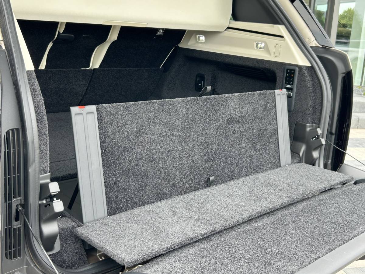 Land Rover Range Rover Land Rover Range Rover 3.0 P550e Autobiography PHEV | NIeuw – 0 km | Perlino licht leder | Satin lakafwerking | 100km actieradius |