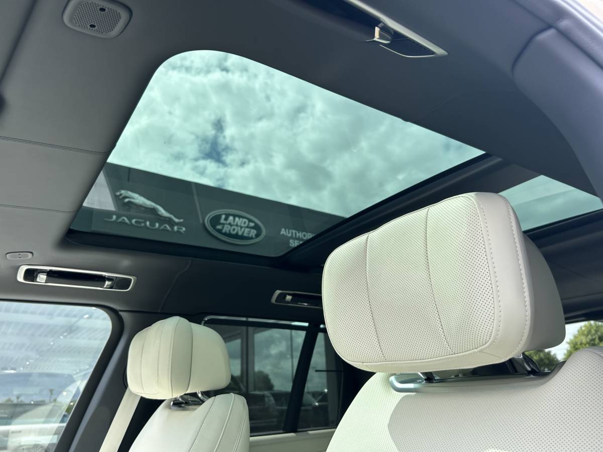 Land Rover Range Rover Land Rover Range Rover 3.0 P550e Autobiography PHEV | NIeuw – 0 km | Perlino licht leder | Satin lakafwerking | 100km actieradius |