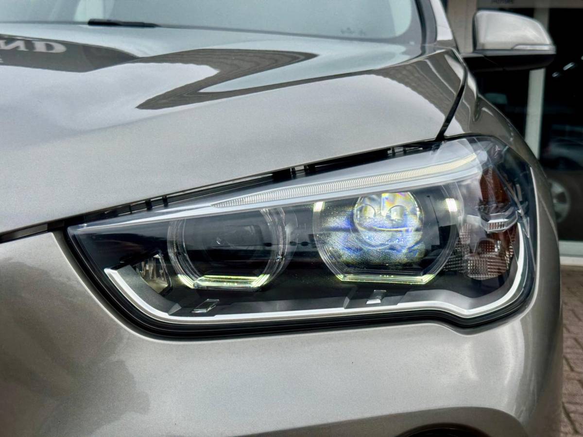 BMW X1 BMW X1 Executive | Bi-Xenon | Full-Led | Cruise | Climate | Leder | Iso | Pdc | Trekhaak | Navi