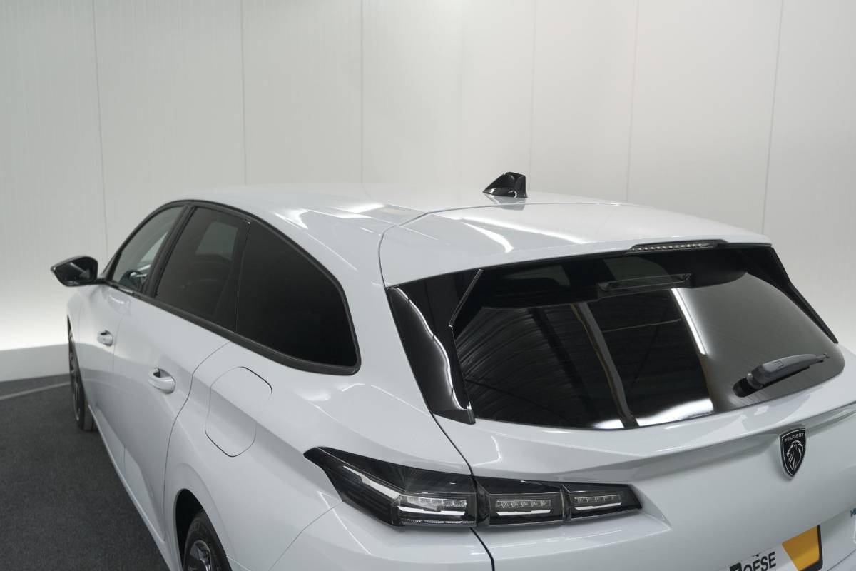 Peugeot 308 Peugeot 308 SW 1.6 Plug-in Hybrid 180 Allure | Perfecte Staat | 360 Camera | Adaptieve Cruise Control | Navigatie | Apple Carplay