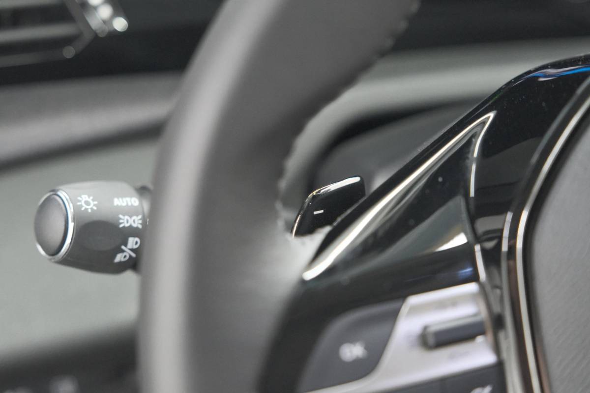 Peugeot 308 Peugeot 308 SW 1.6 Plug-in Hybrid 180 Allure | Perfecte Staat | 360 Camera | Adaptieve Cruise Control | Navigatie | Apple Carplay