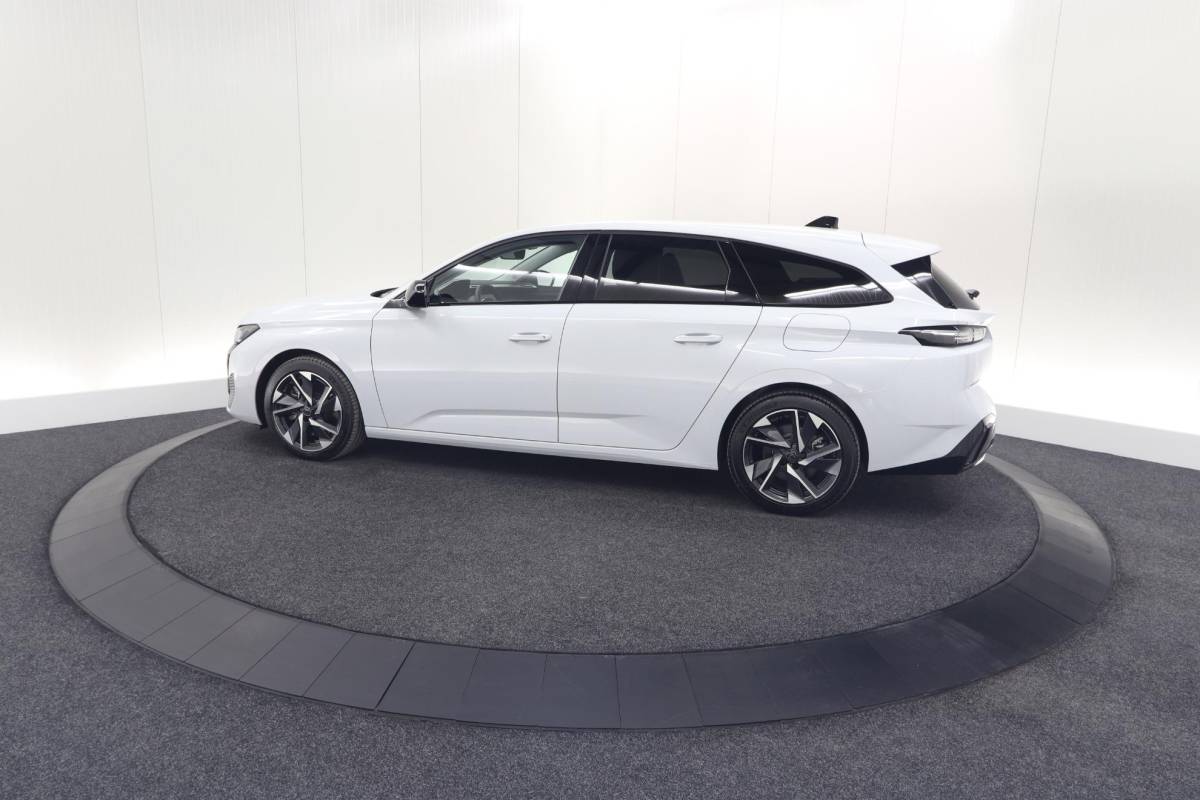 Peugeot 308 Peugeot 308 SW 1.6 Plug-in Hybrid 180 Allure | Perfecte Staat | 360 Camera | Adaptieve Cruise Control | Navigatie | Apple Carplay