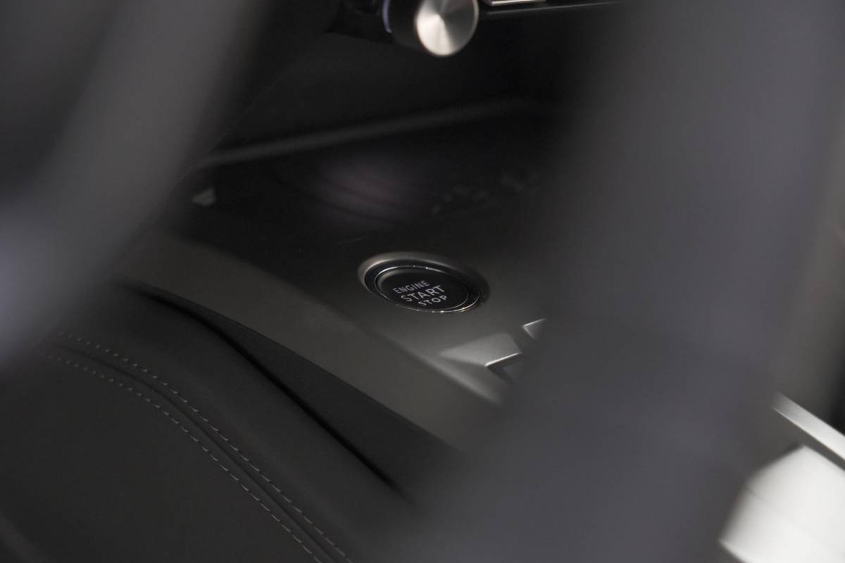 Peugeot 308 Peugeot 308 SW 1.6 Plug-in Hybrid 180 Allure | Perfecte Staat | 360 Camera | Adaptieve Cruise Control | Navigatie | Apple Carplay